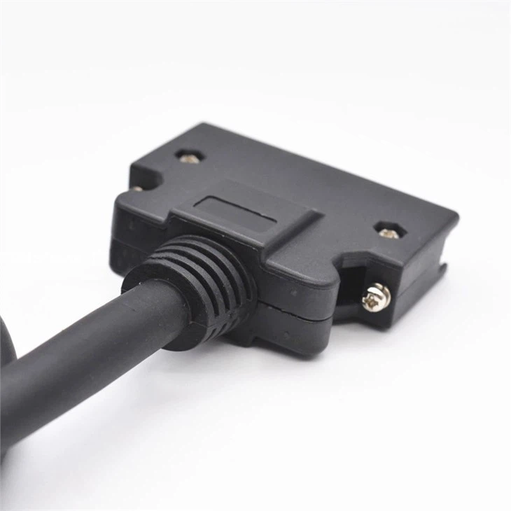 SCSI HPCN 50 pin Screw Lock open Cable