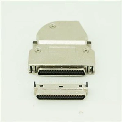ラッチ クリップ付き 90 度 HPCN 50 ピン SCSI コネクタ